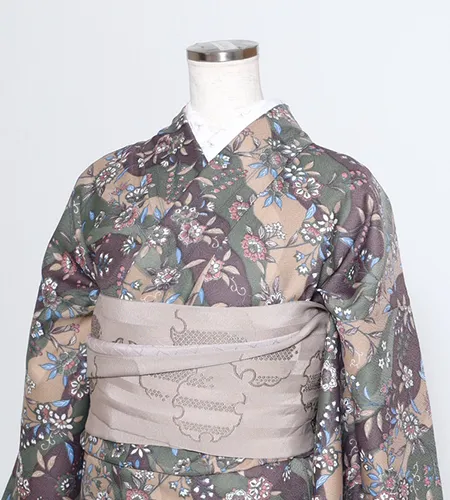 京都観光用着物レンタル専門店京あるきのハイグレード着物プランのお着物一例