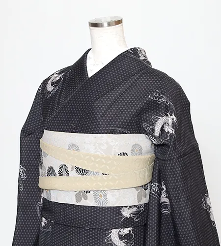 京都観光用着物レンタル専門店京あるきのハイグレード着物プランのお着物一例