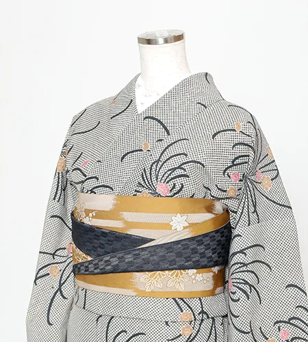 京都観光用着物レンタル専門店京あるきのハイグレード着物プランのお着物一例