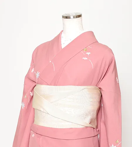 京都観光用着物レンタル専門店京あるきのハイグレード着物プランのお着物一例