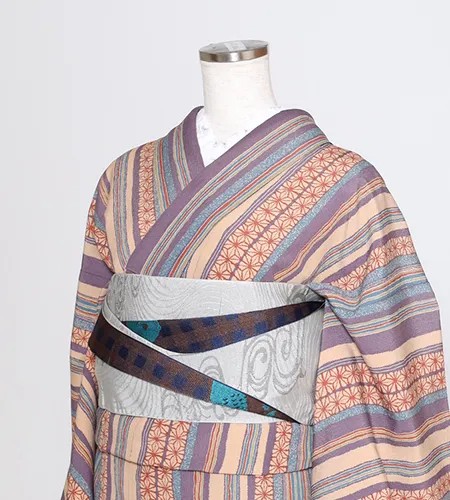 京都観光用着物レンタル専門店京あるきのハイグレード着物プランのお着物一例