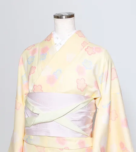 京都観光用着物レンタル専門店京あるきのハイグレード着物プランのお着物一例